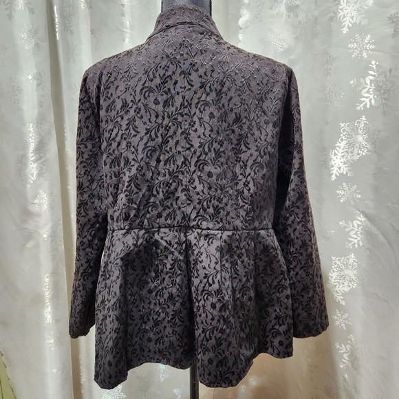 ANNE CARSON Black Textured Brocade Peplum Blazer Jacket (1X) - Picture 4 of 9
